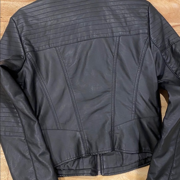 Ladies jacket - Picture 2 of 2